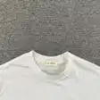 Graphic T-shirt — photo 19