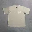 Graphic T-shirt — photo 47