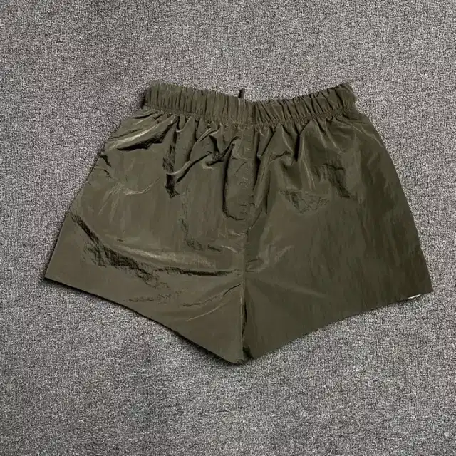 Logo shorts · 169058297