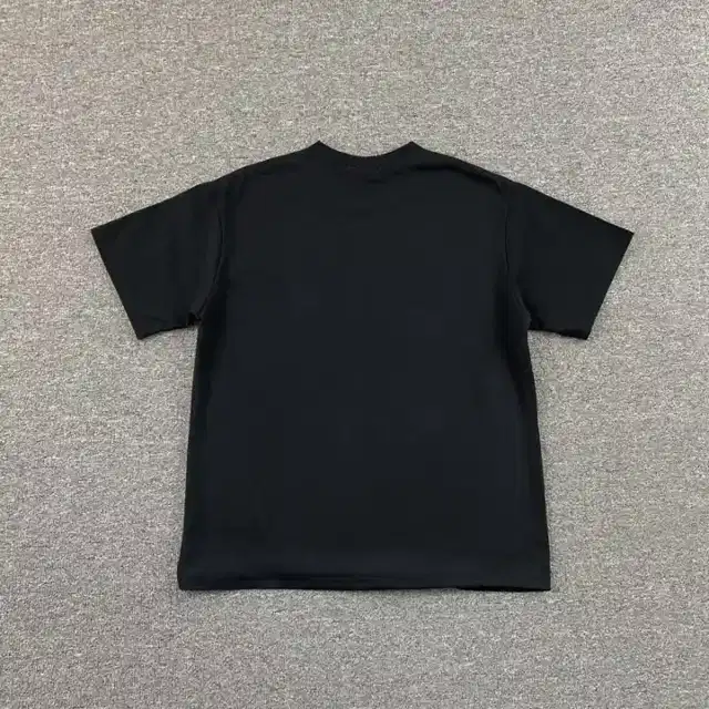 Graphic top · 188724981