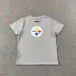 Graphic T-shirt — photo 1