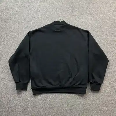 Crewneck sweatshirt