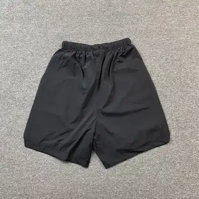 Logo shorts