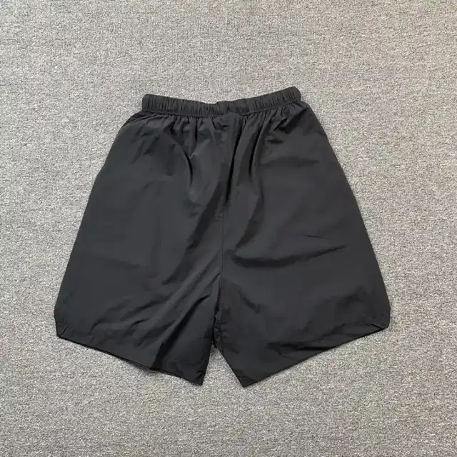 Logo shorts · 165517251