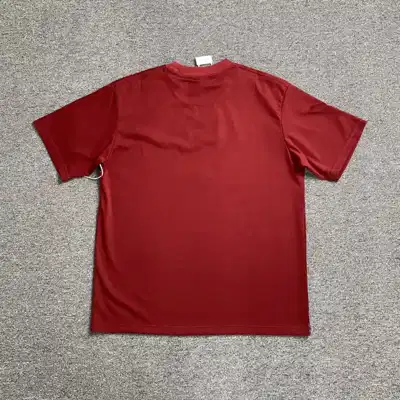Graphic top