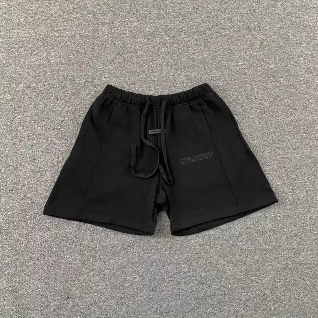 Logo shorts · 228276883