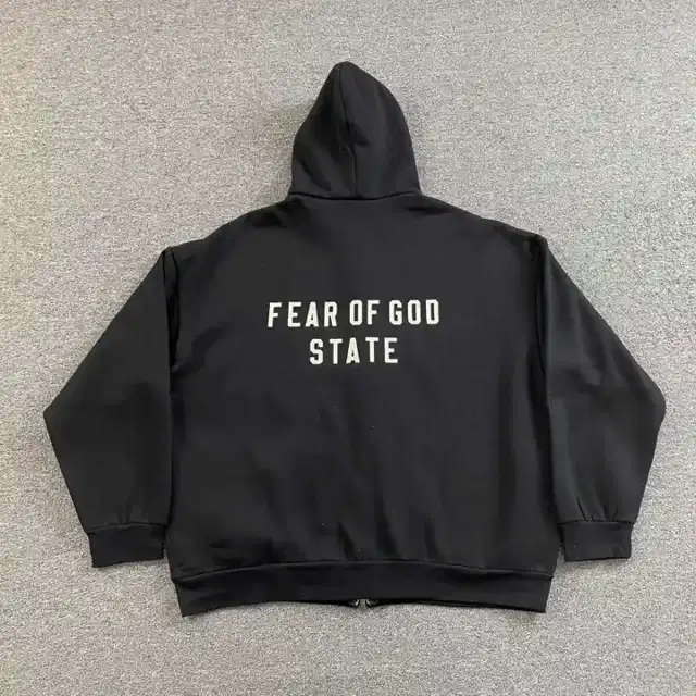 Logo hoodie · 209933468