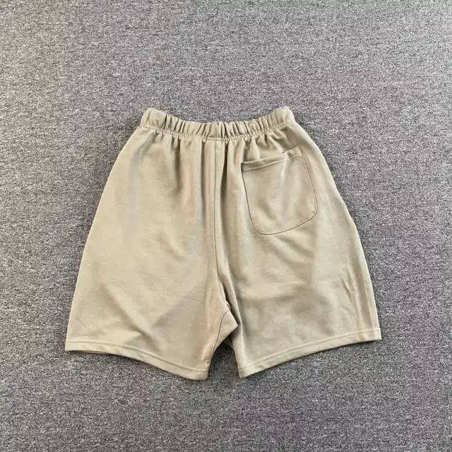 Logo shorts · 235542375
