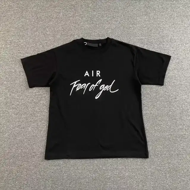 Graphic top · 192863536