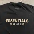 Graphic T-shirt — photo 37