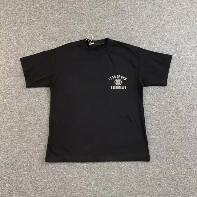 Graphic top · 183518402