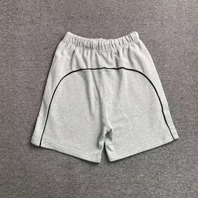 Logo shorts · 224144178