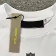 Graphic T-shirt — photo 12
