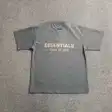Graphic T-shirt — photo 30