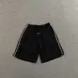 Logo shorts — photo 5