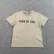 Graphic T-shirt — photo 4
