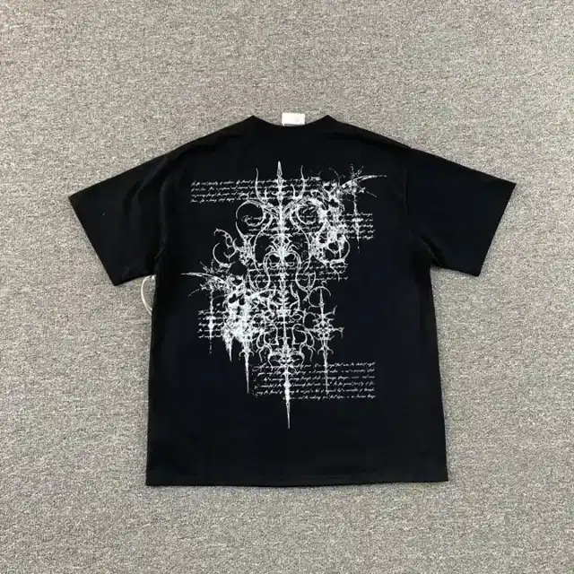 Graphic top · 188723981