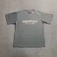 Graphic T-shirt — photo 32
