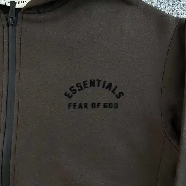 Logo hoodie · 247858914