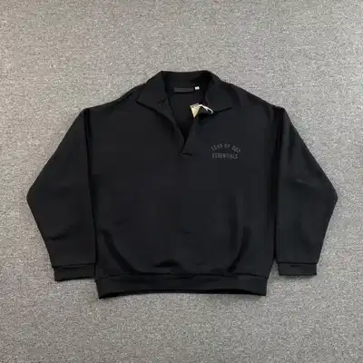 Crewneck sweatshirt
