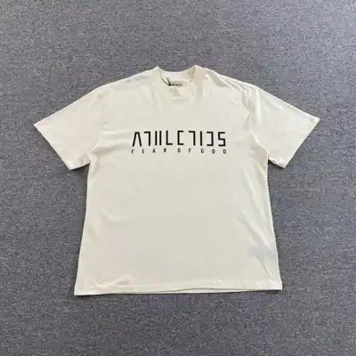 Graphic top