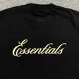 Graphic T-shirt — photo 44