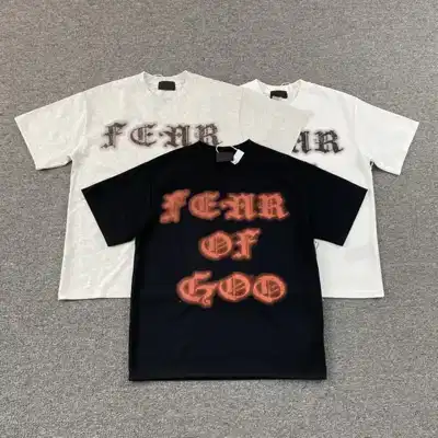 Graphic top