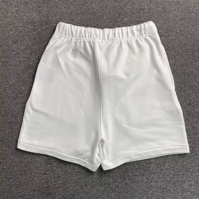 Logo shorts · 223838254
