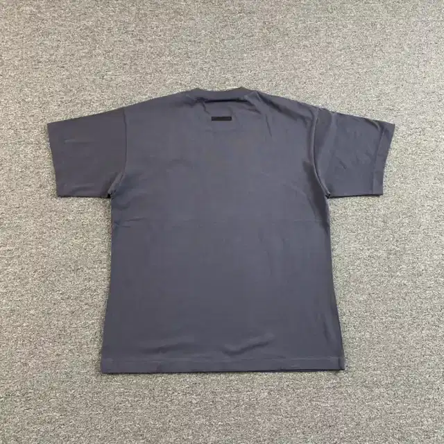 Graphic top · 191979093
