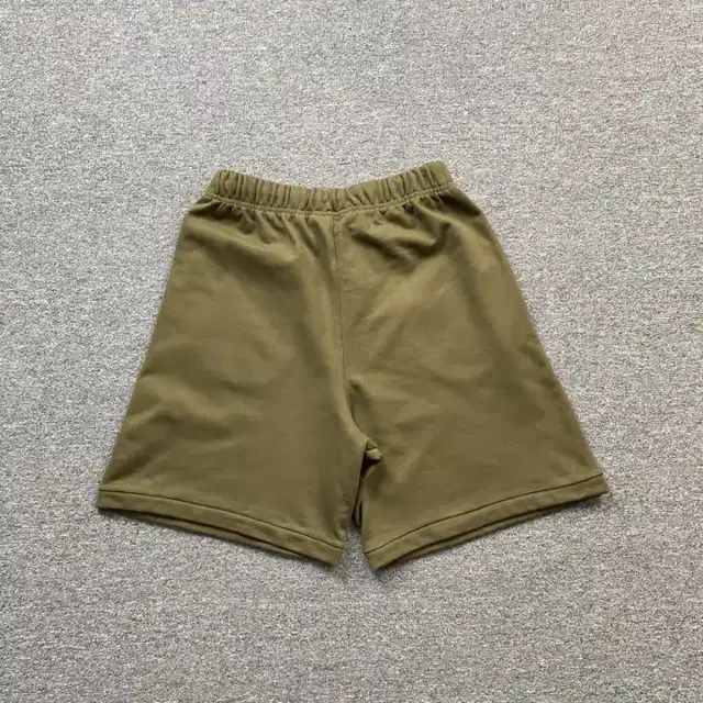 Logo shorts · 180165841