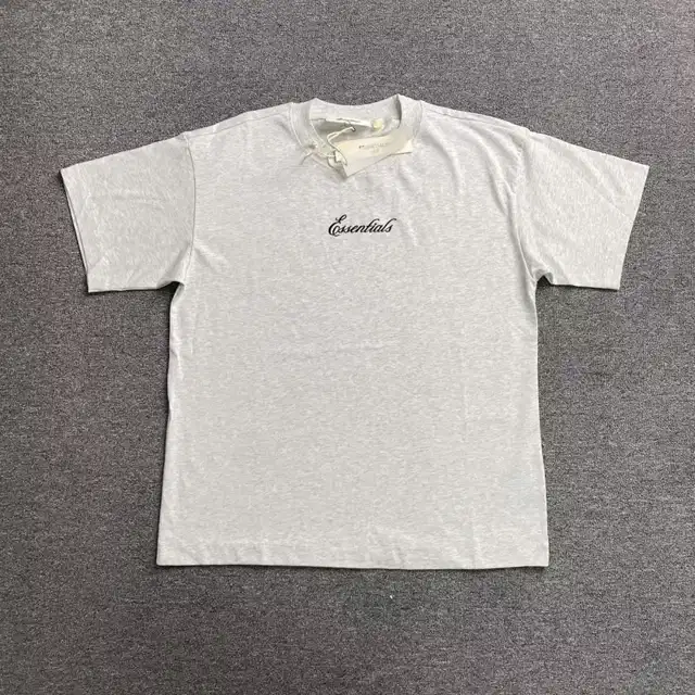 Graphic T-shirt · 244764695