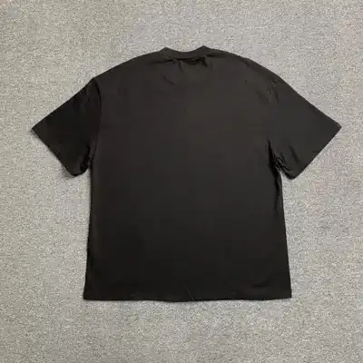 Graphic top
