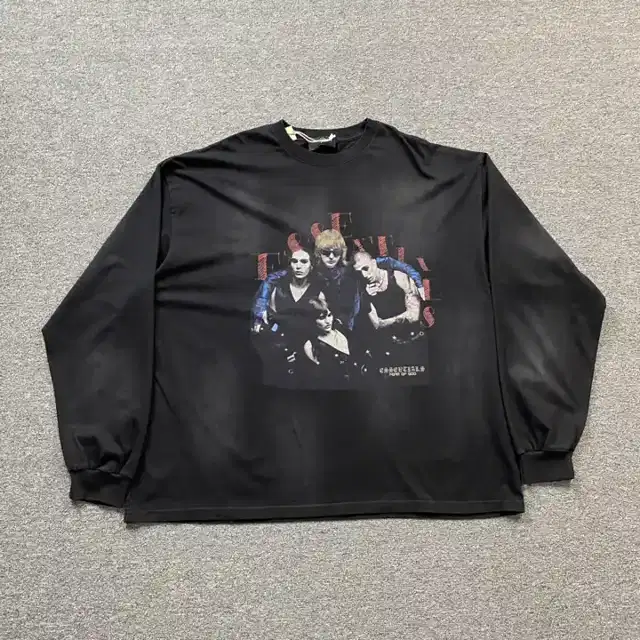 Graphic top · 173908155