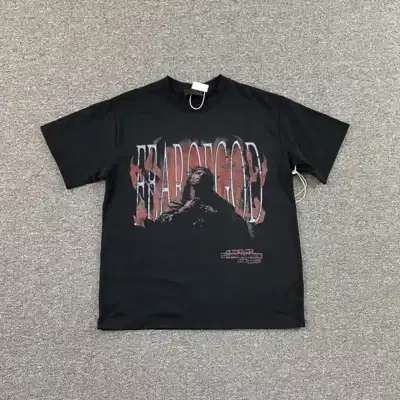 Graphic top