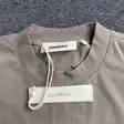 Graphic T-shirt — photo 5