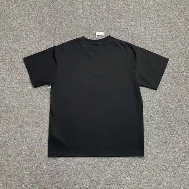 Graphic top · 188723352