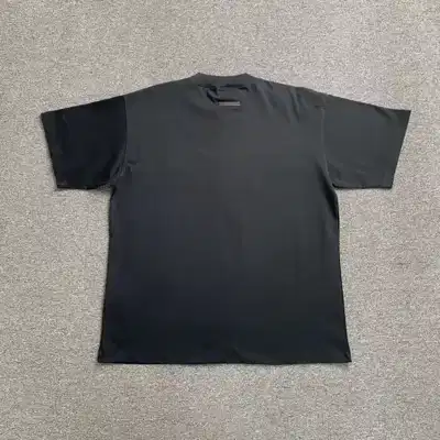Graphic top