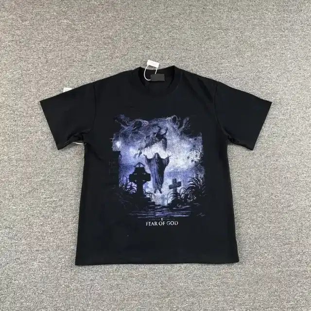 Graphic top · 188723963