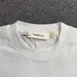 Graphic T-shirt — photo 26