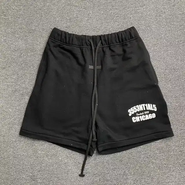 Logo shorts · 225257359