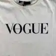 Graphic T-shirt — photo 10