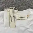 Graphic T-shirt — photo 11