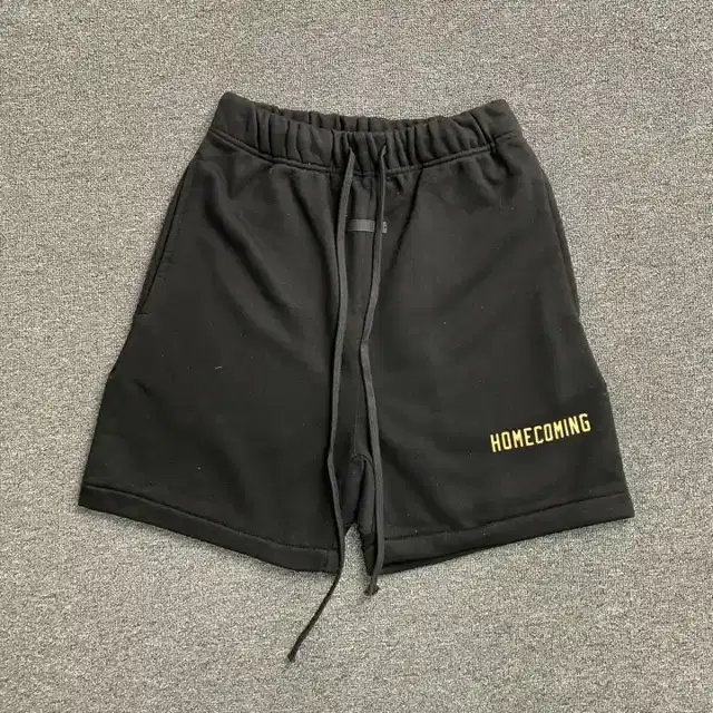Logo shorts · 183454603
