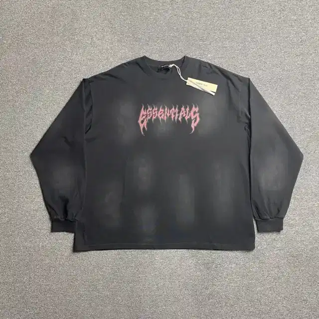 Graphic top · 173906886