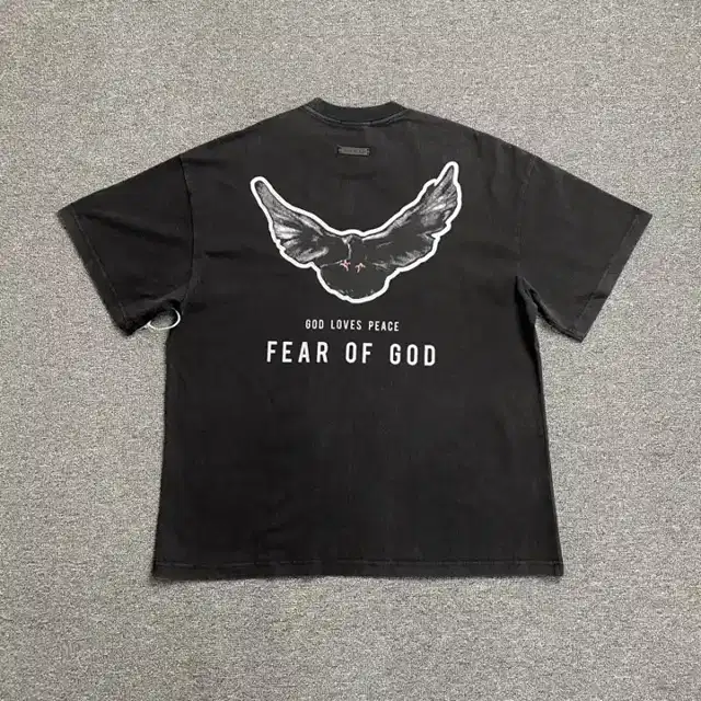 Graphic top · 183775964