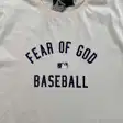 Graphic T-shirt — photo 8