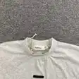 Graphic T-shirt — photo 17