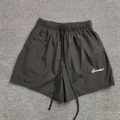 Logo shorts