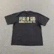 Graphic T-shirt — photo 10