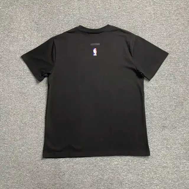 Graphic top · 187391657